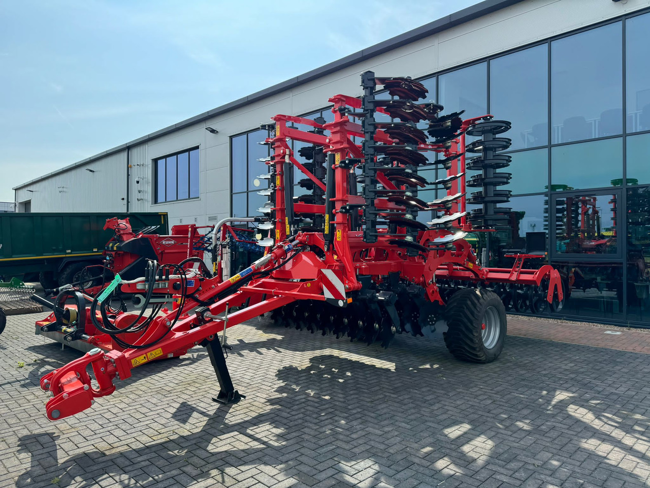 Kuhn Optimer L6000 - معدات حرث التربة: صورة 1 Kuhn Optimer L6000 - معدات حرث التربة: صورة 1