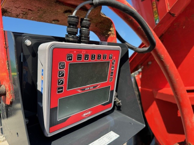 Kuhn Profile 18.2DS - عربة خلط الأعلاف: صورة 4 Kuhn Profile 18.2DS - عربة خلط الأعلاف: صورة 4