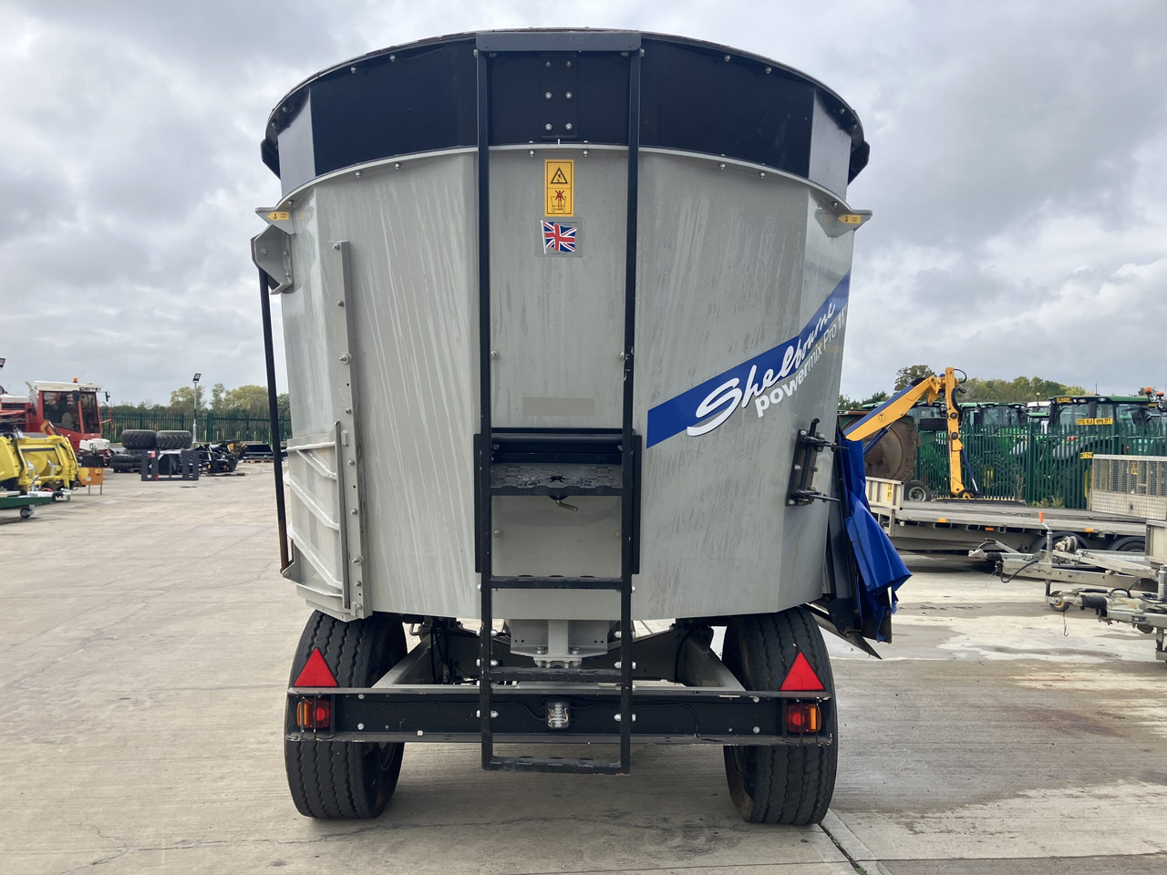 Shelbourne Reynolds Powermix Pro 11 - عربة خلط الأعلاف: صورة 3 Shelbourne Reynolds Powermix Pro 11 - عربة خلط الأعلاف: صورة 3