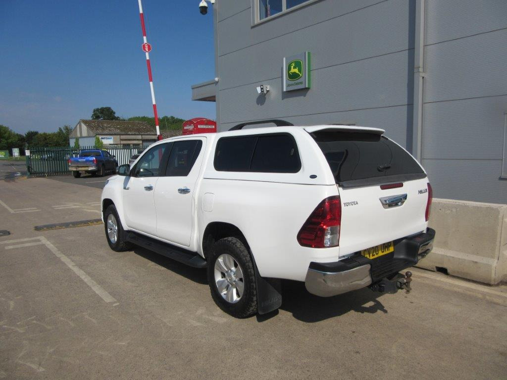 TOYOTA HILUX ICON D-4D 4WD DOUBLE CAB - شاحنة البيك أب: صورة 5 TOYOTA HILUX ICON D-4D 4WD DOUBLE CAB - شاحنة البيك أب: صورة 5