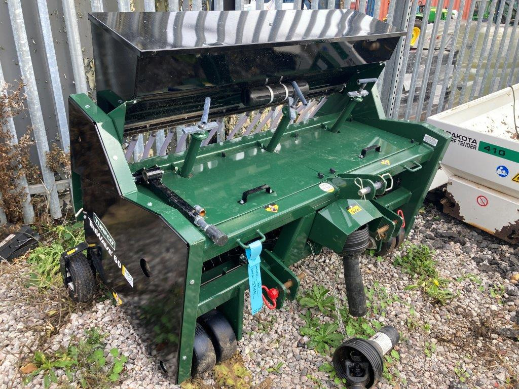 Turfco TriWave™ 60 Overseeder - معدات البذار: صورة 2 Turfco TriWave™ 60 Overseeder - معدات البذار: صورة 2