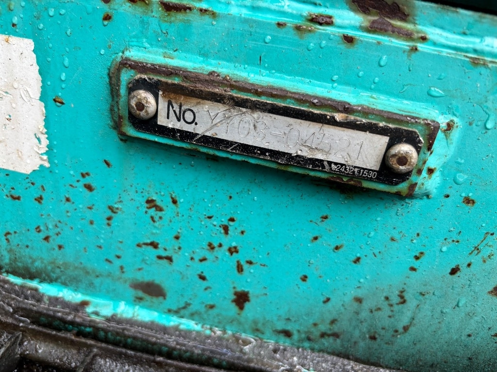 حفار زحاف Kobelco SK 135: صورة 8