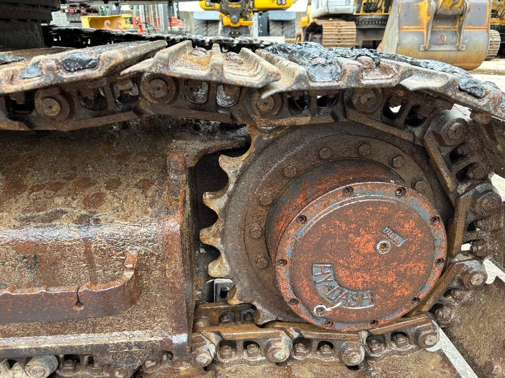 Kobelco SK 135 - حفار زحاف: صورة 5 Kobelco SK 135 - حفار زحاف: صورة 5