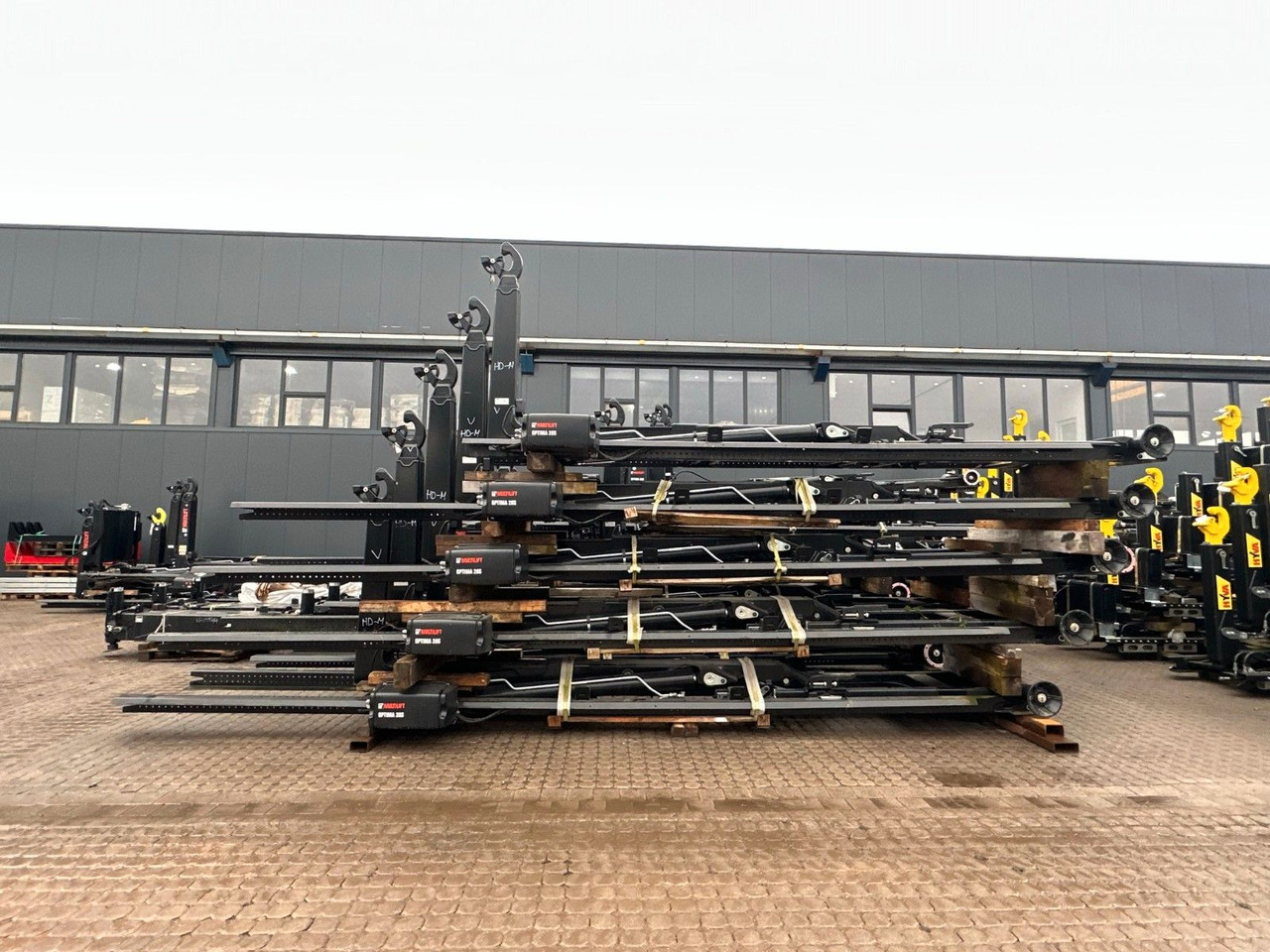 Hiab Multilift 20s56 - 25s56 - شاحنة ذات خطاف: صورة 1 Hiab Multilift 20s56 - 25s56 - شاحنة ذات خطاف: صورة 1