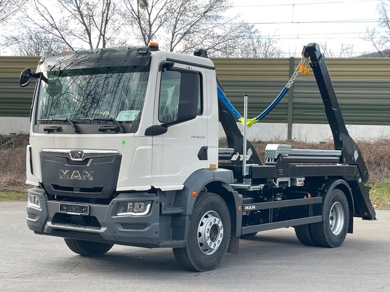 MAN TGM 18.320 4x2 Euro 6e Hyva Absetzkipper - شاحنة قلاب, شاحنة كرين: صورة 1 MAN TGM 18.320 4x2 Euro 6e Hyva Absetzkipper - شاحنة قلاب, شاحنة كرين: صورة 1