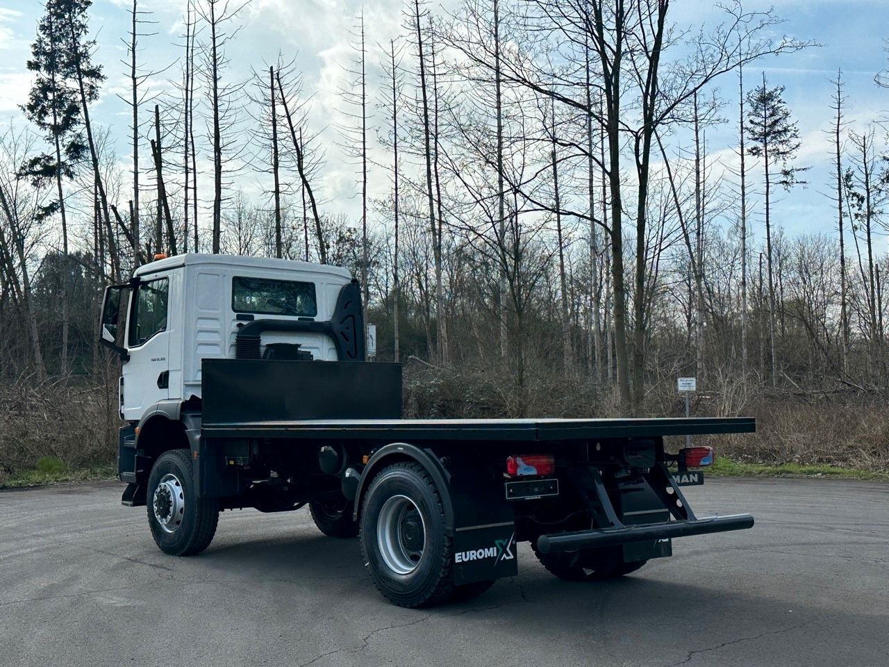MAN TGM 18.320 4x4 Euro 6e Plato - شاحنات مسطحة: صورة 4 MAN TGM 18.320 4x4 Euro 6e Plato - شاحنات مسطحة: صورة 4