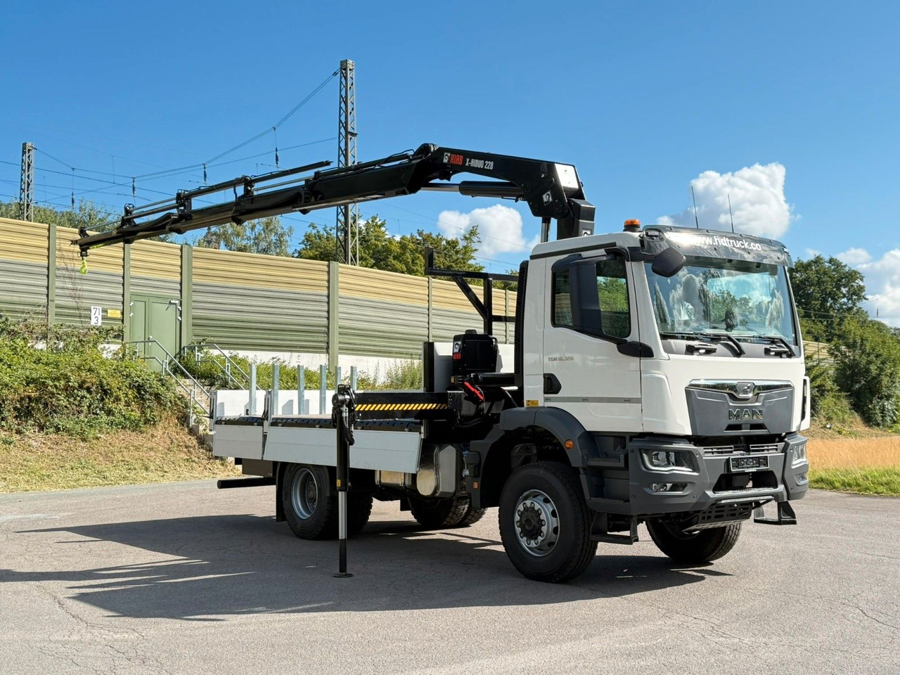 MAN TGM 18.320 4x4 Hiab 228-4 Kran - شاحنة كرين: صورة 5 MAN TGM 18.320 4x4 Hiab 228-4 Kran - شاحنة كرين: صورة 5