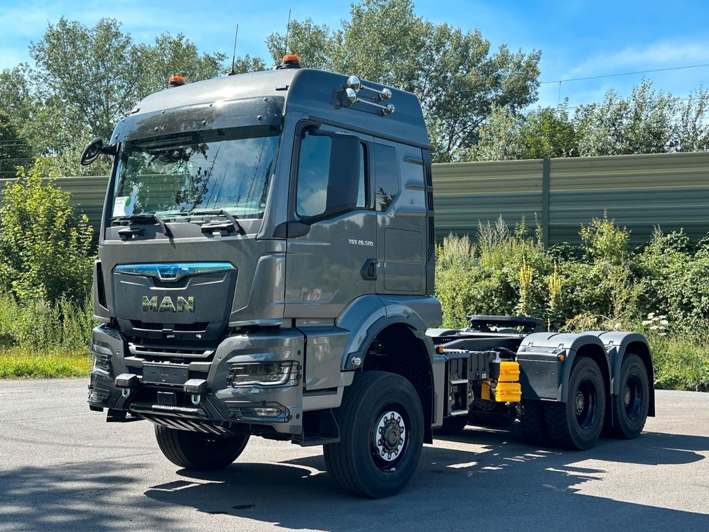 MAN TGS 26.520 6x6 - وحدة جر: صورة 1 MAN TGS 26.520 6x6 - وحدة جر: صورة 1