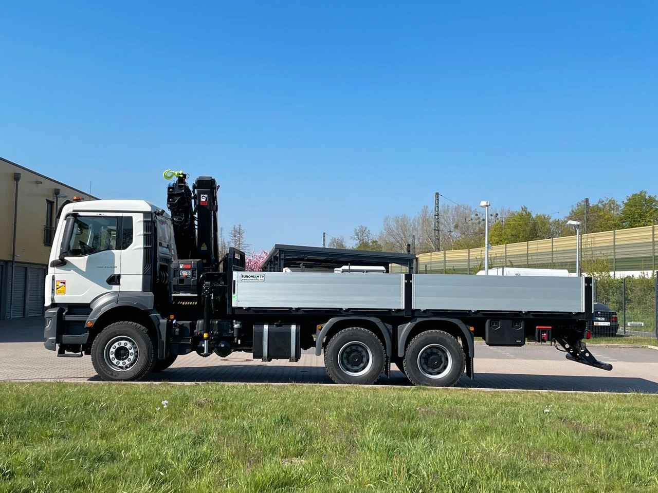 MAN TGS 33.440 6x4 HIAB 228-6 - شاحنات مسطحة, شاحنة كرين: صورة 4 MAN TGS 33.440 6x4 HIAB 228-6 - شاحنات مسطحة, شاحنة كرين: صورة 4