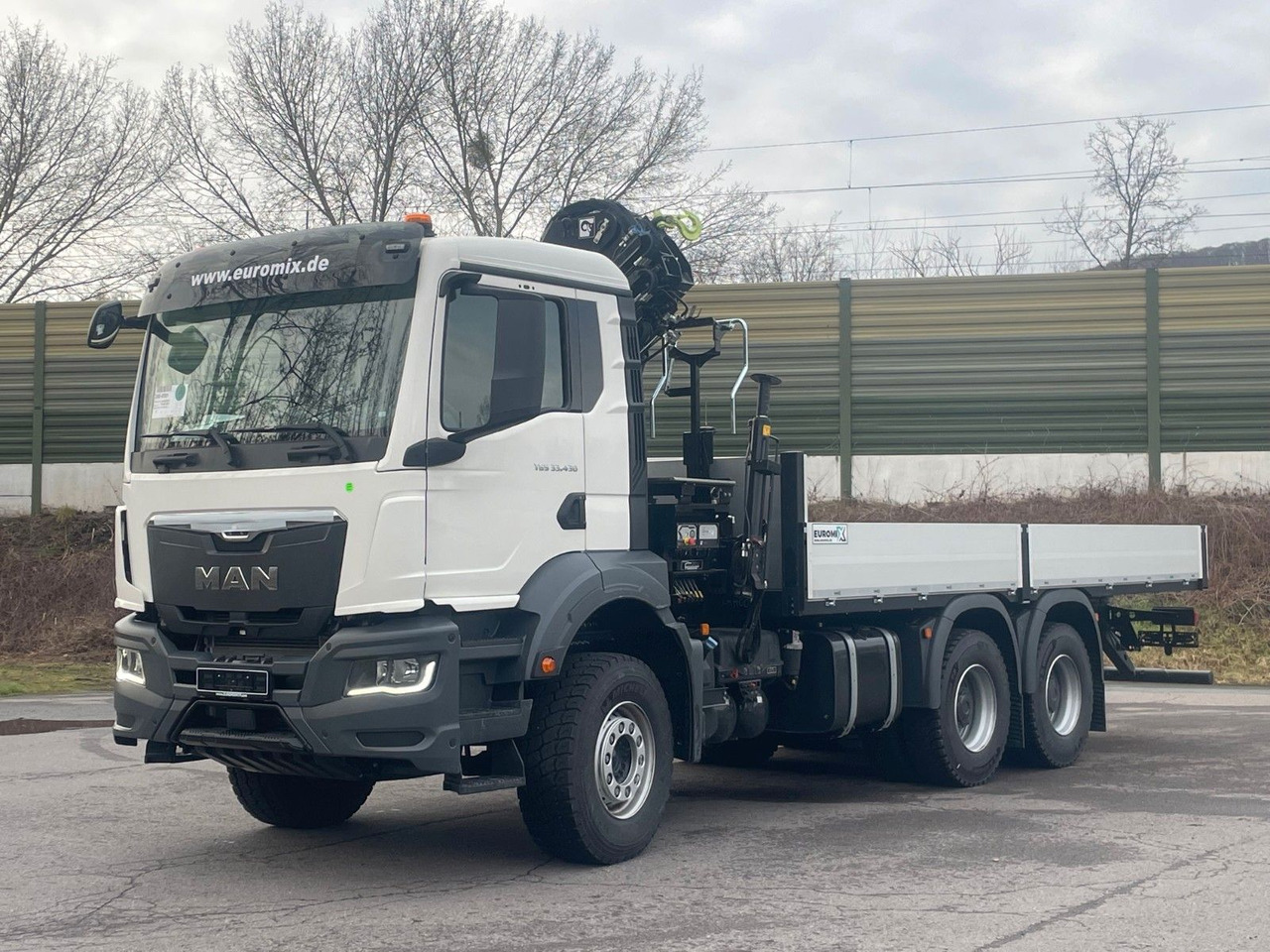 MAN TGS 33.440 6x4 Kran HIAB 138-3 - شاحنة كرين: صورة 2 MAN TGS 33.440 6x4 Kran HIAB 138-3 - شاحنة كرين: صورة 2