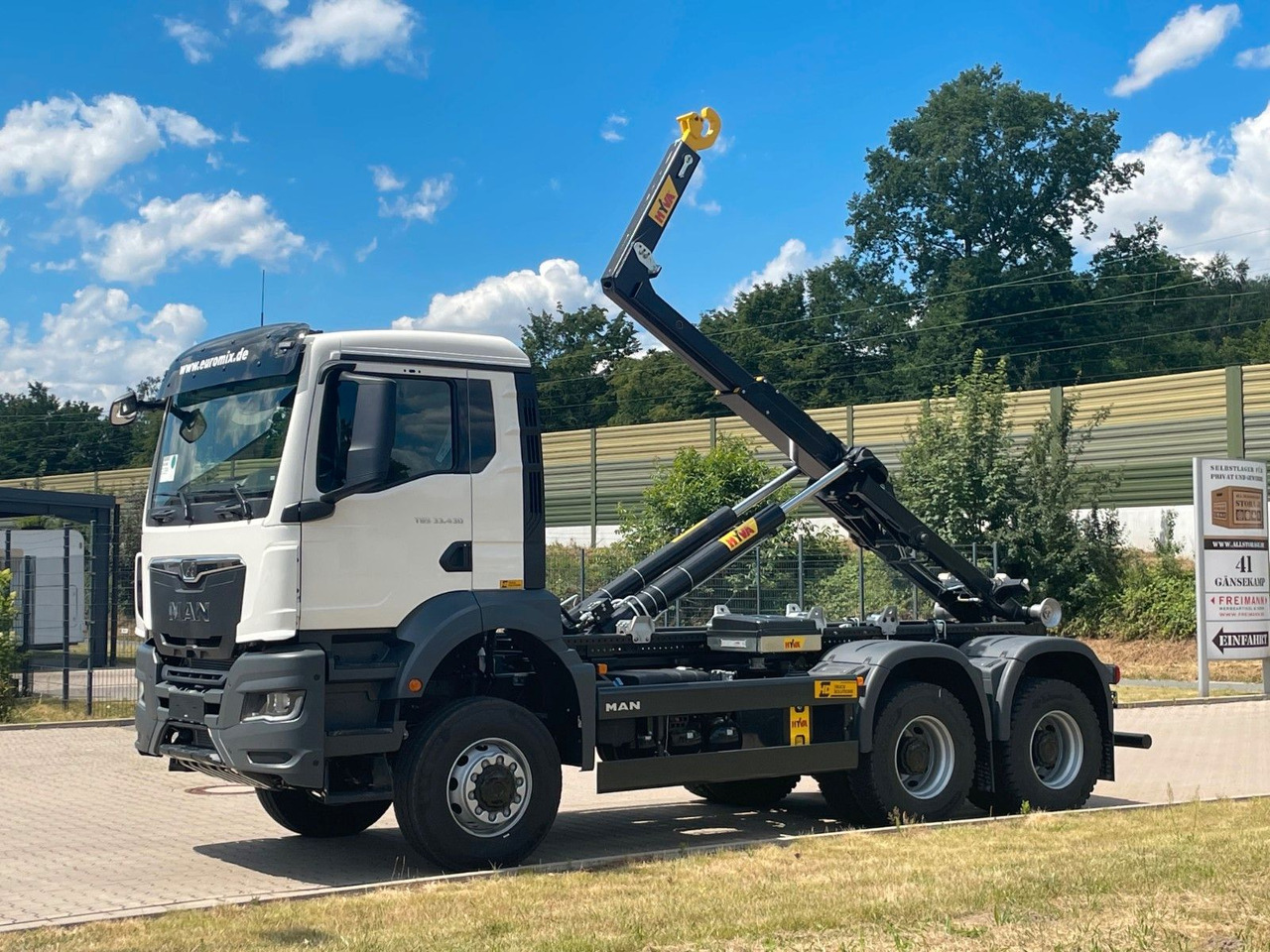 MAN TGS 33.440 6x6 Euro6e Hyva - Hiab MultiLift - شاحنة ذات خطاف, شاحنة كرين: صورة 2 MAN TGS 33.440 6x6 Euro6e Hyva - Hiab MultiLift - شاحنة ذات خطاف, شاحنة كرين: صورة 2