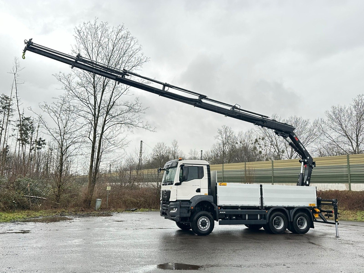 MAN TGS 33.440 6x6 Kran HIAB X-HiPro 302 E 6 - شاحنة كرين: صورة 1 MAN TGS 33.440 6x6 Kran HIAB X-HiPro 302 E 6 - شاحنة كرين: صورة 1