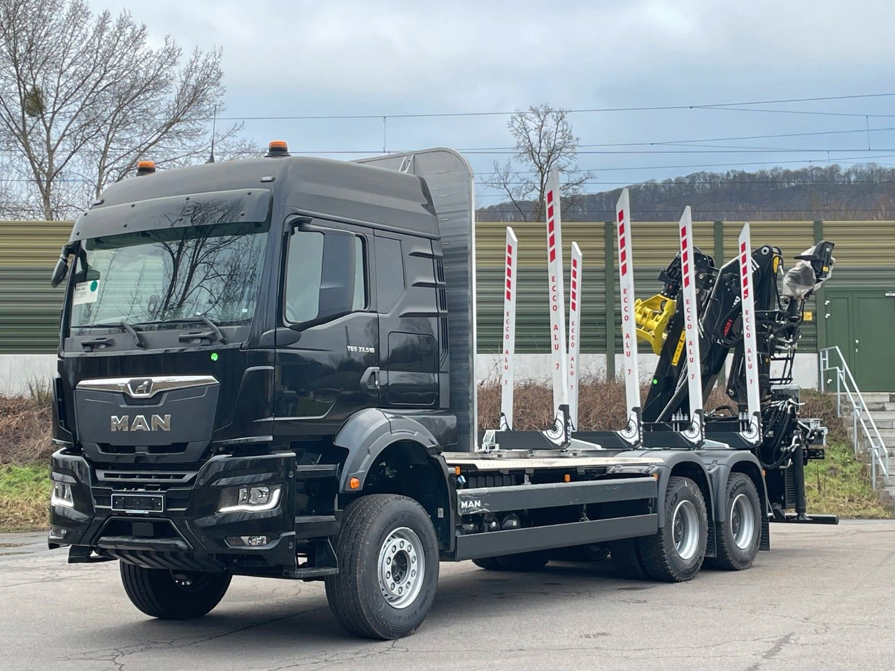 MAN TGS 33.510 6X4 BL Euro6e LogLift 165Z - شاحنة قطع الأشجار, شاحنة كرين: صورة 2 MAN TGS 33.510 6X4 BL Euro6e LogLift 165Z - شاحنة قطع الأشجار, شاحنة كرين: صورة 2