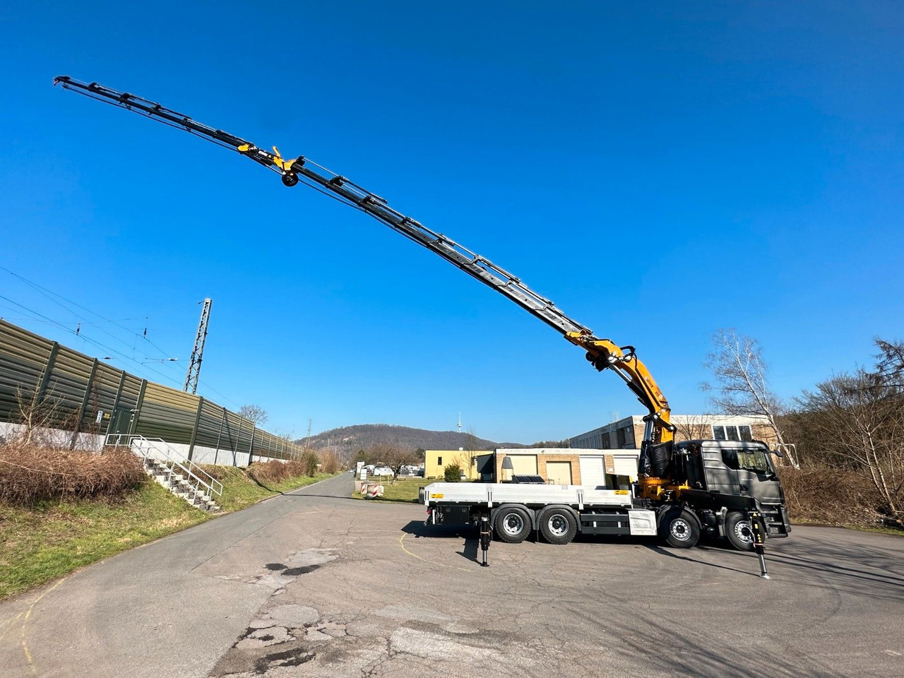 MAN TGS 35.520 8X4 TG 3 EFFER 955-8s +Jib 6sAUTOKRAN - شاحنة كرين: صورة 5 MAN TGS 35.520 8X4 TG 3 EFFER 955-8s +Jib 6sAUTOKRAN - شاحنة كرين: صورة 5