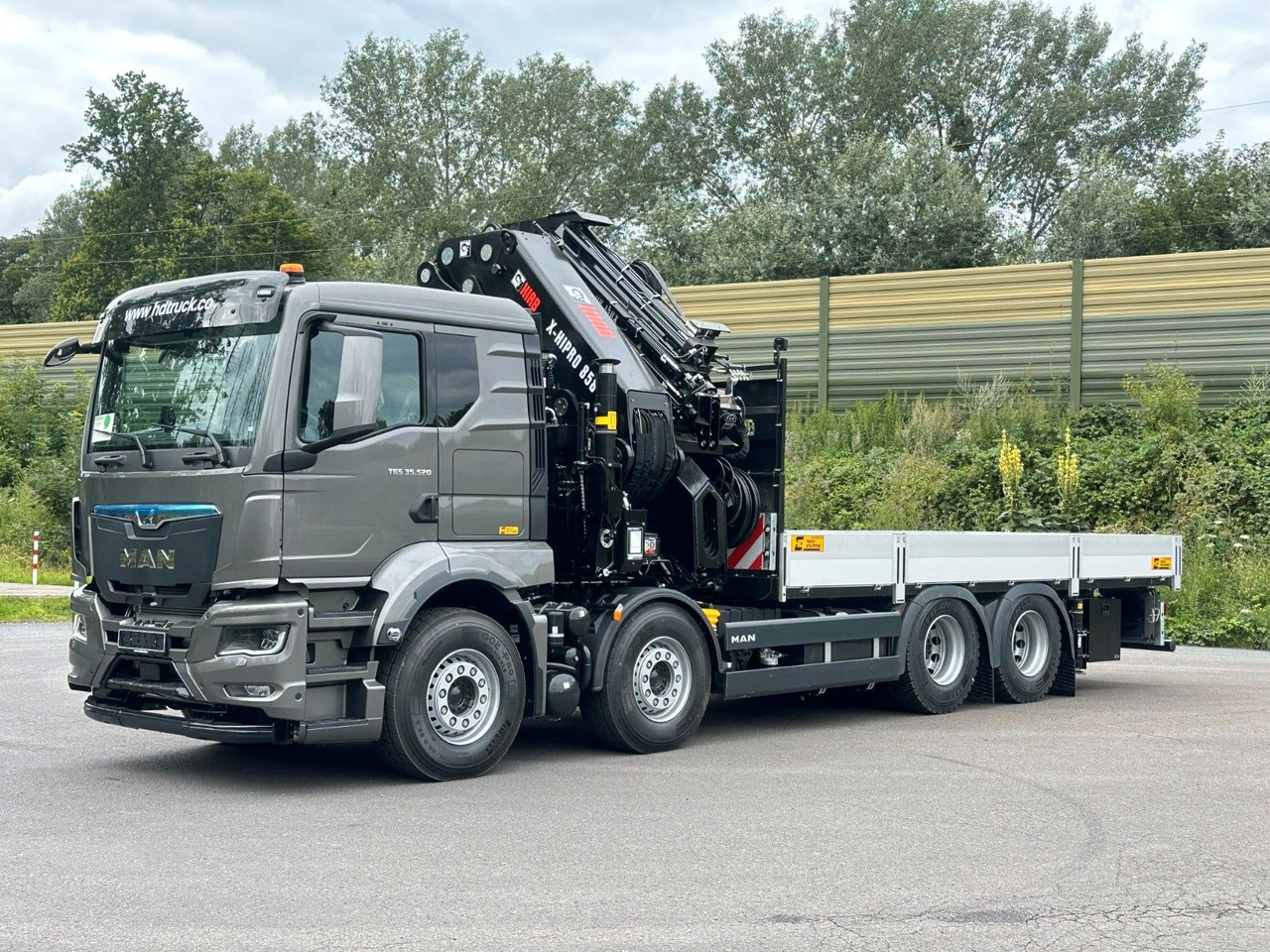 MAN TGS 35.520 8x4 BL HIAB X-HiPro858E-8 & Jib150x-6 - شاحنة كرين: صورة 4 MAN TGS 35.520 8x4 BL HIAB X-HiPro858E-8 & Jib150x-6 - شاحنة كرين: صورة 4