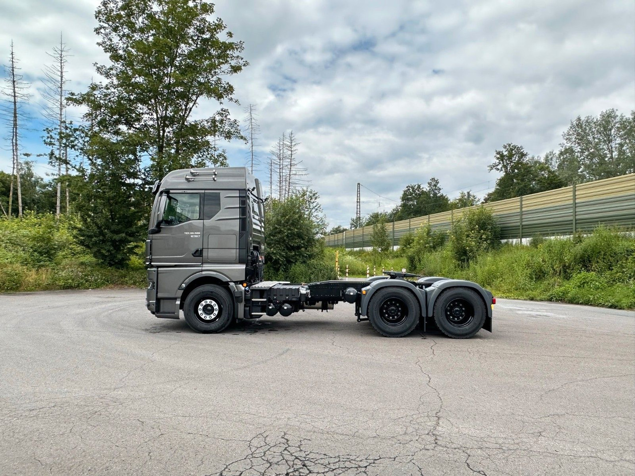 MAN TGX 26.580 6x4 Retarder - وحدة جر: صورة 2 MAN TGX 26.580 6x4 Retarder - وحدة جر: صورة 2
