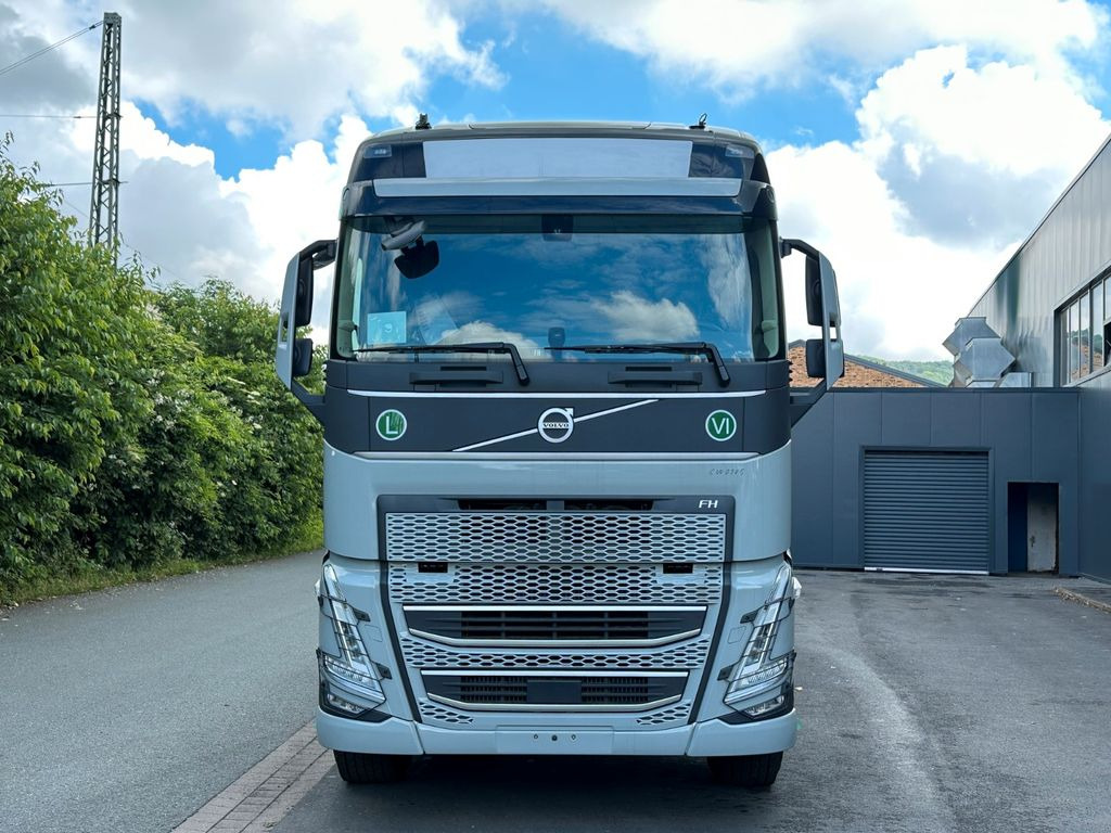 Volvo FH 540 6x4 - شاحنة هيكل كابينة: صورة 2 Volvo FH 540 6x4 - شاحنة هيكل كابينة: صورة 2