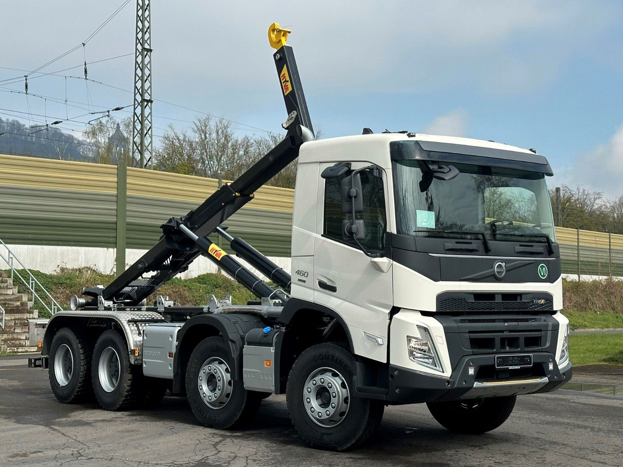 Volvo FMX 460 8x4 Hiab MultLift Abrollkipper Euro6e - شاحنة ذات خطاف, شاحنة كرين: صورة 1 Volvo FMX 460 8x4 Hiab MultLift Abrollkipper Euro6e - شاحنة ذات خطاف, شاحنة كرين: صورة 1