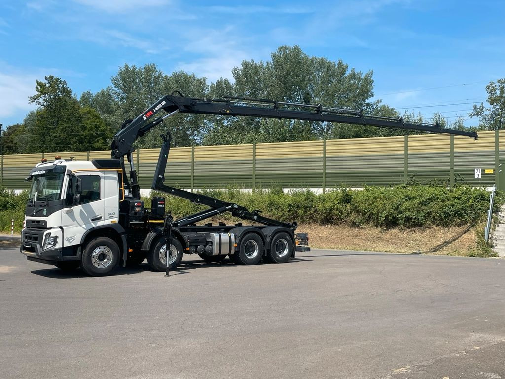Volvo FMX 500 8x4 Abrollkipper + Kran Hiab 228-6 - شاحنة ذات خطاف, شاحنة كرين: صورة 2 Volvo FMX 500 8x4 Abrollkipper + Kran Hiab 228-6 - شاحنة ذات خطاف, شاحنة كرين: صورة 2