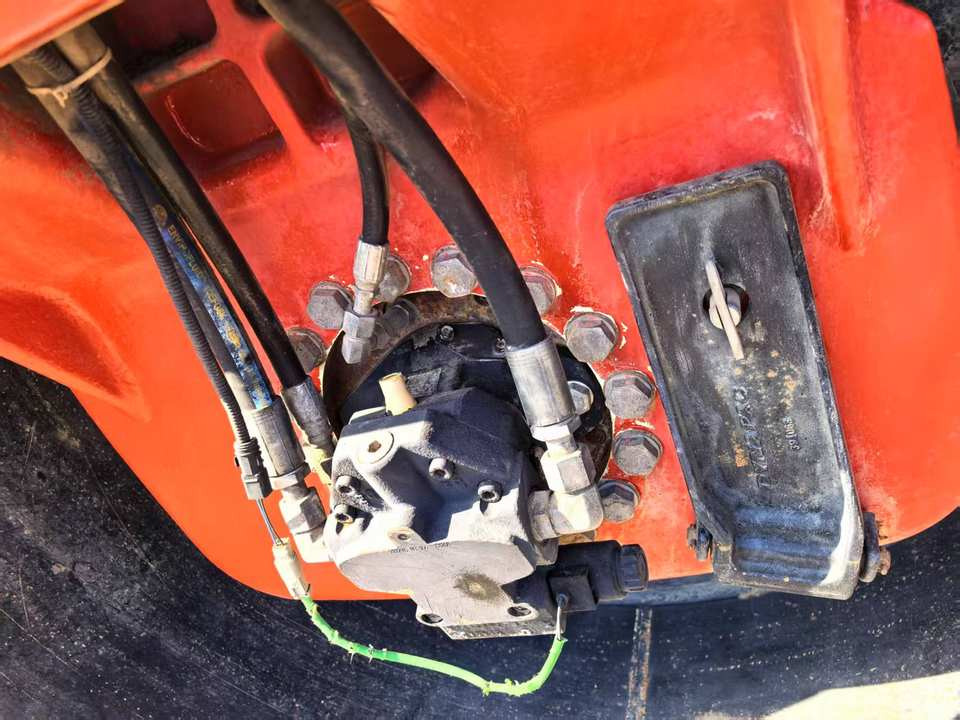 Hot Sale Used Dynapac CC6200 Road Roller Good Condition Double Steel Wheel Original Sweden Construction Machine Cheap Loader - مدحلة اسفلت: صورة 5 Hot Sale Used Dynapac CC6200 Road Roller Good Condition Double Steel Wheel Original Sweden Construction Machine Cheap Loader - مدحلة اسفلت: صورة 5