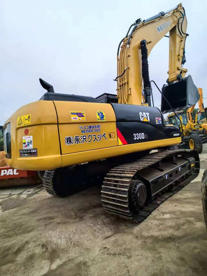 Low Price Used Caterpillar CAT 330D2L Excavators 33 TON 1.5M³ Bucket Capacity CN 2022 Machinery Test Report Track Shoes Included - حفار زحاف: صورة 5 Low Price Used Caterpillar CAT 330D2L Excavators 33 TON 1.5M³ Bucket Capacity CN 2022 Machinery Test Report Track Shoes Included - حفار زحاف: صورة 5