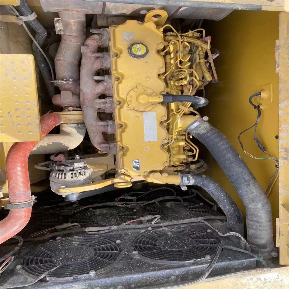 Used Caterpillar 330 Crawler Excavator High Profile Cat330 Sold at a Low Price in Shanghai with Reliable Quality - حفار زحاف: صورة 4 Used Caterpillar 330 Crawler Excavator High Profile Cat330 Sold at a Low Price in Shanghai with Reliable Quality - حفار زحاف: صورة 4