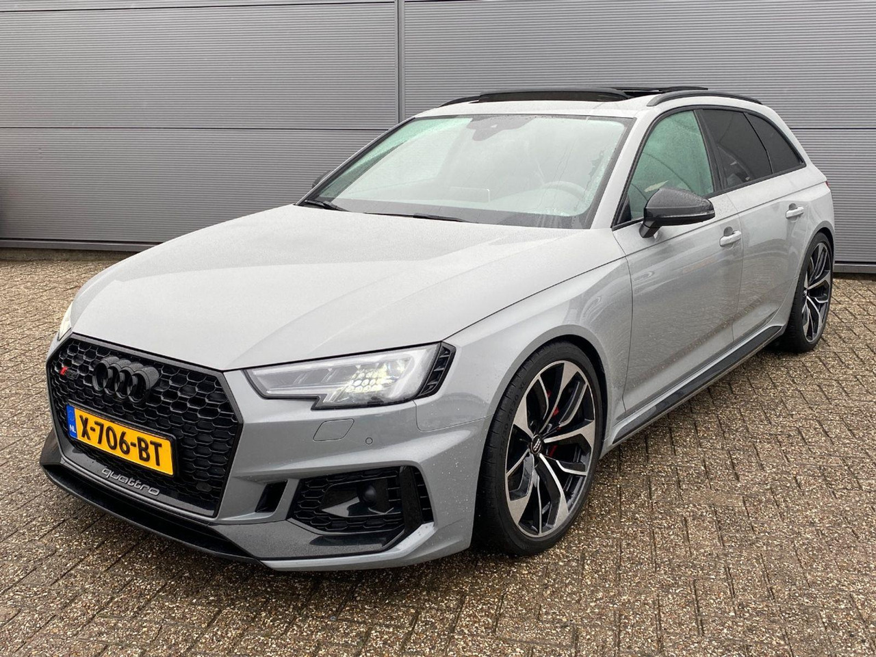 Audi A4 RS 4 Avant 2.9 TFSI quattro | 2018 | 96.192 km | Automaat | X706BT | NAP: Geen oordeel - سيارة: صورة 1 Audi A4 RS 4 Avant 2.9 TFSI quattro | 2018 | 96.192 km | Automaat | X706BT | NAP: Geen oordeel - سيارة: صورة 1