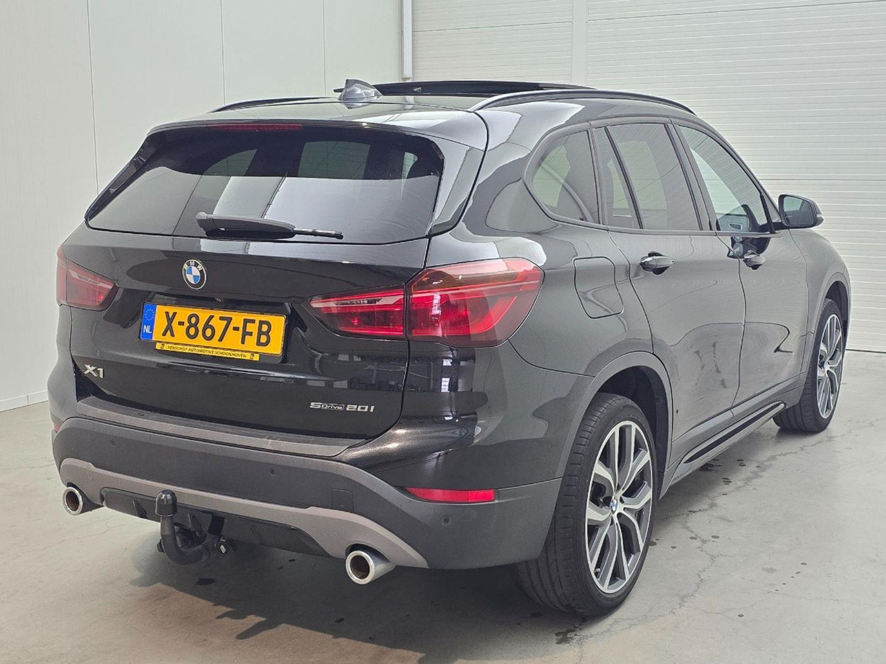 BMW X1 sDrive20i Executive Edition | 2019 | 143.771 km | Automaat | X867FB | NAP: Geen oordeel - سيارة دفع رباعي: صورة 4 BMW X1 sDrive20i Executive Edition | 2019 | 143.771 km | Automaat | X867FB | NAP: Geen oordeel - سيارة دفع رباعي: صورة 4