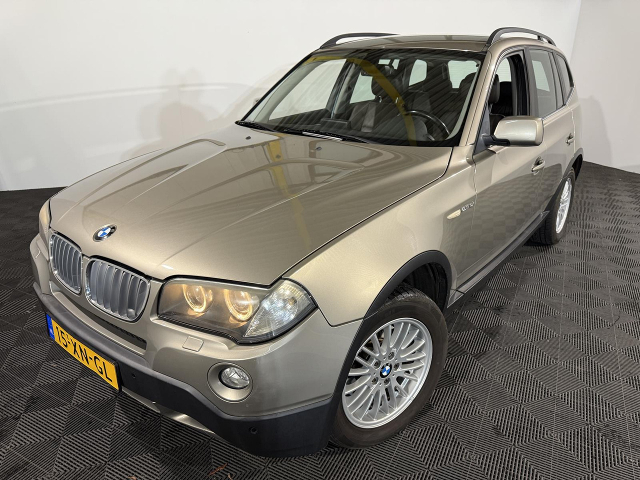 BMW | X3 | 2.5si High Executive | 2007 | 234.534 km | Automaat | 15XNGL | Logisch - سيارة دفع رباعي: صورة 1 BMW | X3 | 2.5si High Executive | 2007 | 234.534 km | Automaat | 15XNGL | Logisch - سيارة دفع رباعي: صورة 1