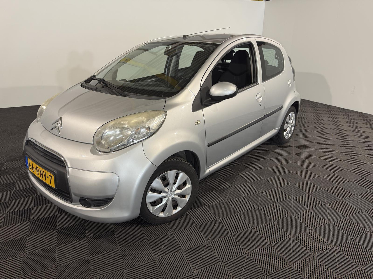 هاتشباك Citroen | C1 | 1.0-12V Selection | 2011 | 225.479 km | 66RNV7 | Logisch: صورة 1