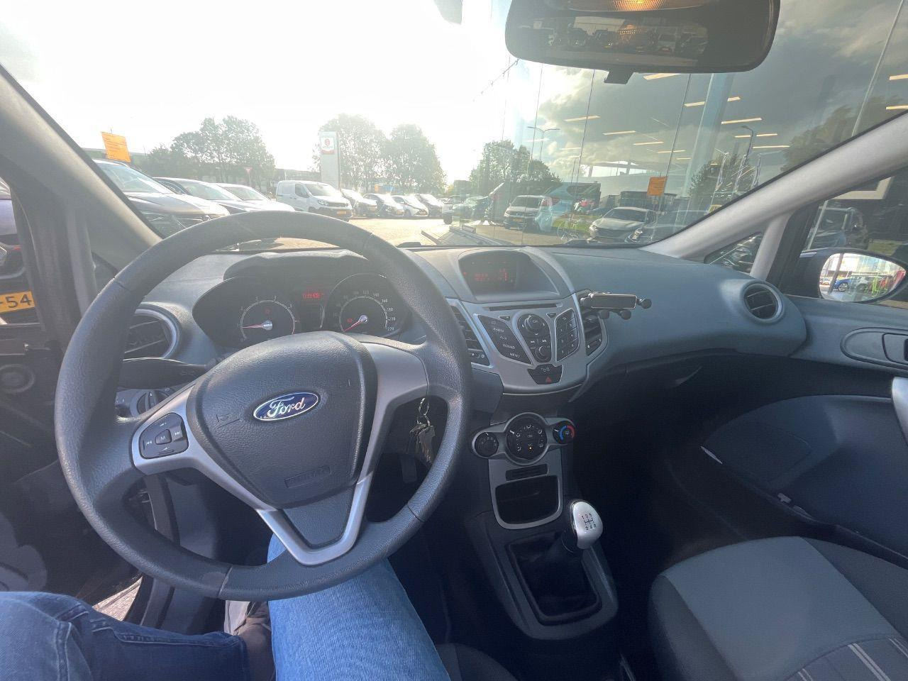 Ford Fiesta 1.25 Limited | 2009 | 39.897 km | 18JTZ2 | NAP: Logisch - هاتشباك: صورة 5 Ford Fiesta 1.25 Limited | 2009 | 39.897 km | 18JTZ2 | NAP: Logisch - هاتشباك: صورة 5
