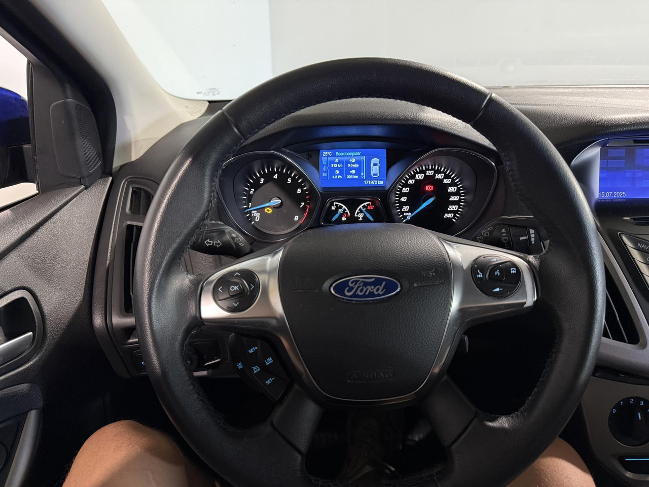 Ford Focus Wagon 1.0 EcoBoost Edition | 2013 | 171.974 km | 1-SKD-37 - سيارة: صورة 3 Ford Focus Wagon 1.0 EcoBoost Edition | 2013 | 171.974 km | 1-SKD-37 - سيارة: صورة 3