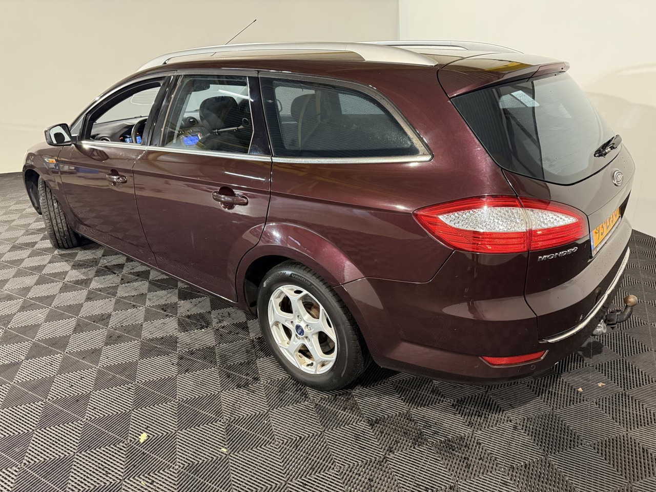سيارة Ford | Mondeo Wagon | 2.0-16V Limited | 2010 | 193.300 km | 93LFJ8 | Logisch: صورة 12 سيارة Ford | Mondeo Wagon | 2.0-16V Limited | 2010 | 193.300 km | 93LFJ8 | Logisch: صورة 12