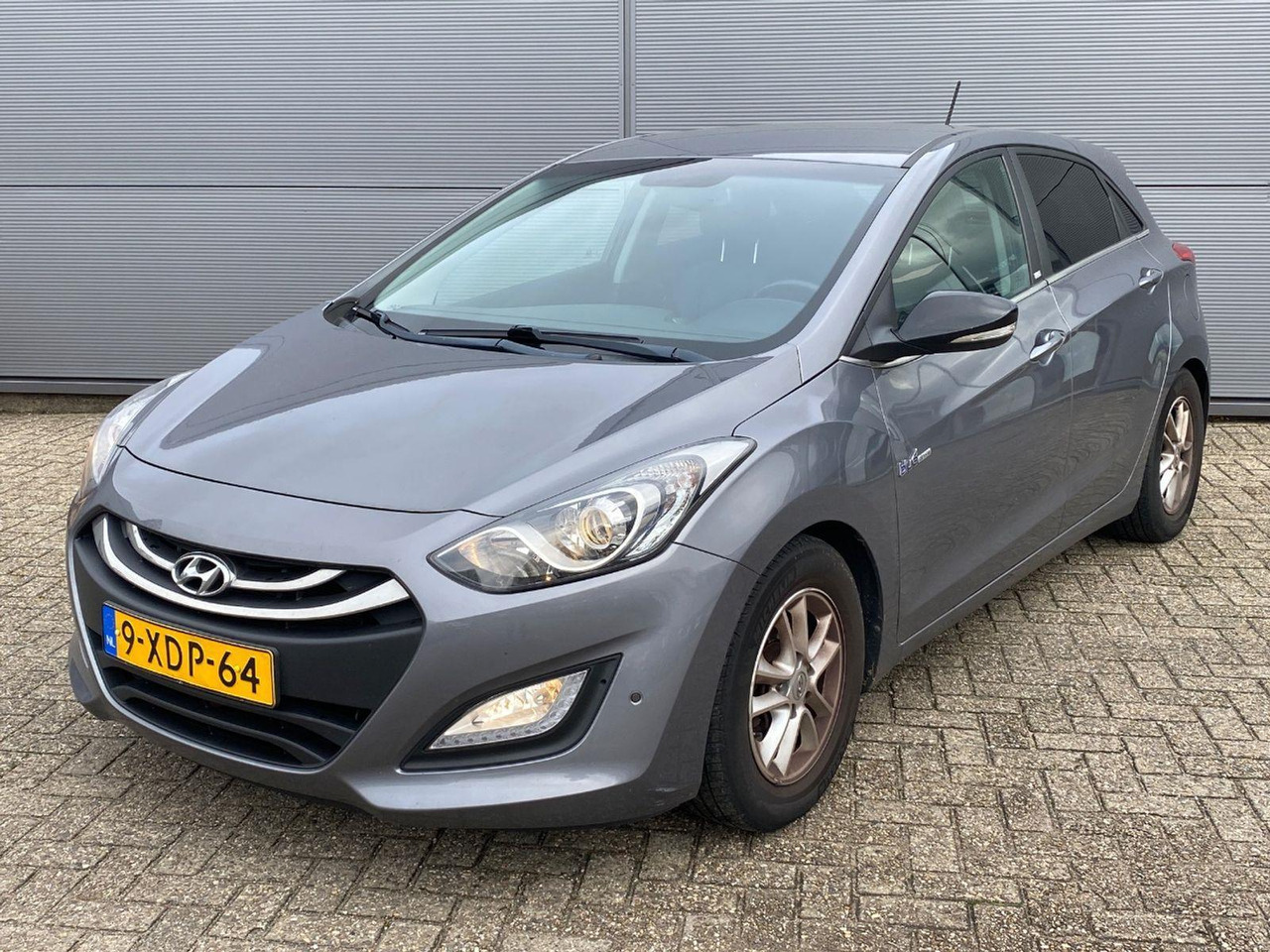 Hyundai i30 1.6 GDI Go! Plus | 2015 | 163.152 km | 9XDP64 | NAP: Logisch - هاتشباك: صورة 1 Hyundai i30 1.6 GDI Go! Plus | 2015 | 163.152 km | 9XDP64 | NAP: Logisch - هاتشباك: صورة 1