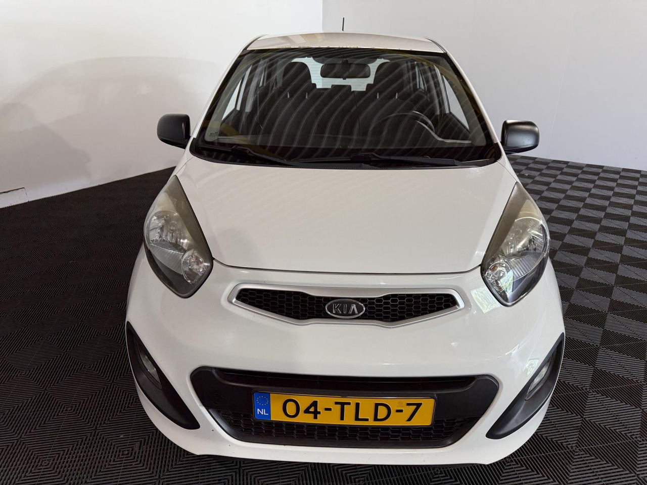 Kia Picanto 1.0 CVVT | 2012 | 70.028 km | 04-TLD- 7 - هاتشباك: صورة 4 Kia Picanto 1.0 CVVT | 2012 | 70.028 km | 04-TLD- 7 - هاتشباك: صورة 4