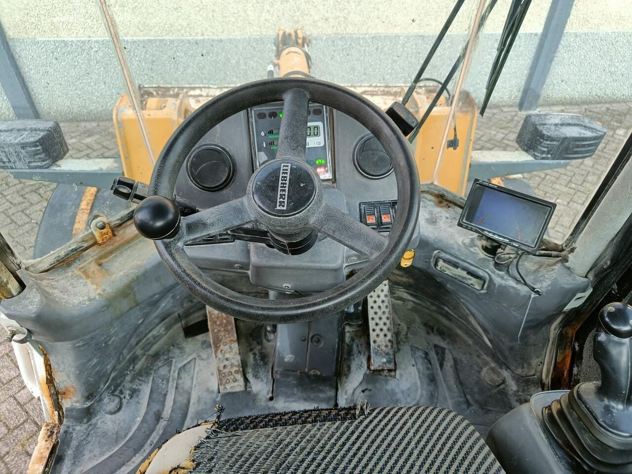Liebherr L514 Shovel - اللودر بعجل: صورة 5 Liebherr L514 Shovel - اللودر بعجل: صورة 5