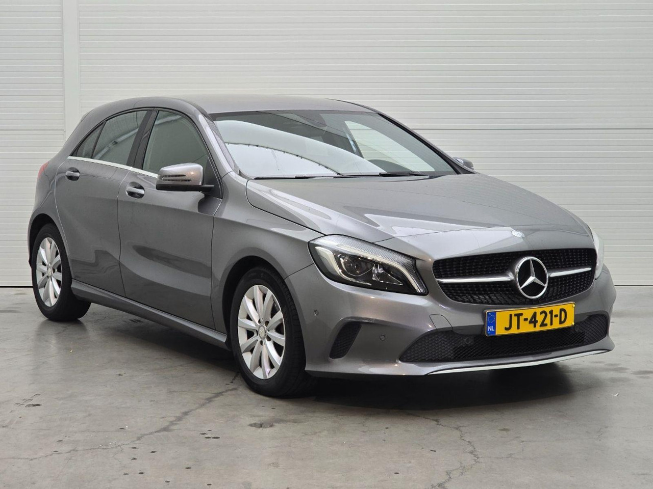 Mercedes-Benz A-klasse 180 d Lease Edition | 2016 | 231.875 km | Automaat | JT421D | NAP: Logisch - هاتشباك: صورة 2 Mercedes-Benz A-klasse 180 d Lease Edition | 2016 | 231.875 km | Automaat | JT421D | NAP: Logisch - هاتشباك: صورة 2
