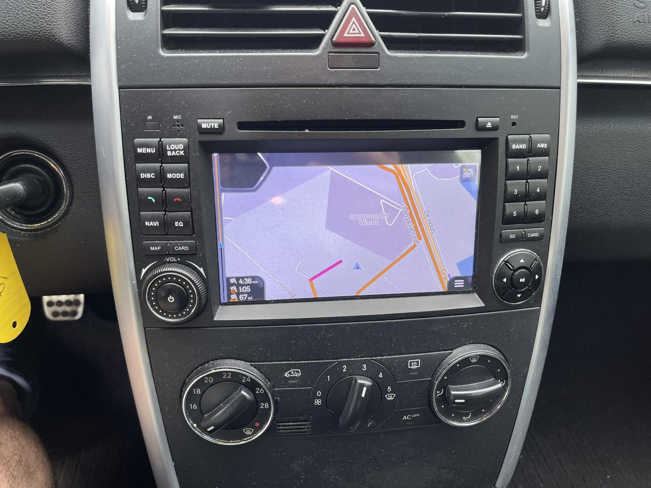 Mercedes-Benz B-Klasse 170 Business Class | 2005 | 217.372 km | RK-857-B - سيارة: صورة 4 Mercedes-Benz B-Klasse 170 Business Class | 2005 | 217.372 km | RK-857-B - سيارة: صورة 4