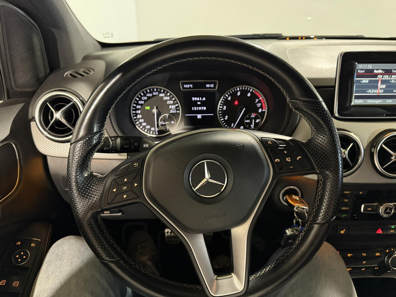 Mercedes-Benz | B-klasse | 180 Ambition | 2012 | 131.978 km | G005BR | Geen oordeel - سيارة: صورة 5 Mercedes-Benz | B-klasse | 180 Ambition | 2012 | 131.978 km | G005BR | Geen oordeel - سيارة: صورة 5