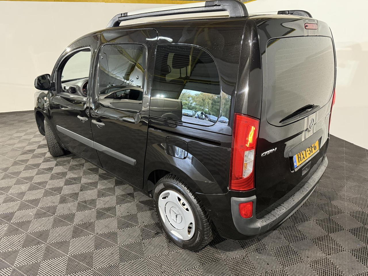 Mercedes-Benz | Citan | 109 CDI Trend | 2014 | 200.971 km | HXT31G | Geen oordeel - سيارة: صورة 4 Mercedes-Benz | Citan | 109 CDI Trend | 2014 | 200.971 km | HXT31G | Geen oordeel - سيارة: صورة 4