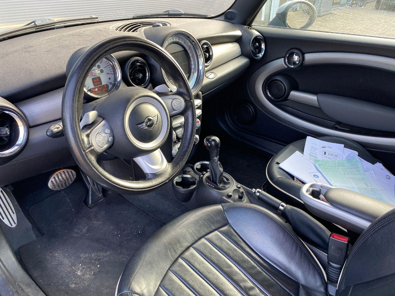 Mini Mini Clubman 1.6 Cooper S | 2008 | 144.083 km | Automaat | X397GX | NAP: Geen oordeel - سيارة: صورة 5 Mini Mini Clubman 1.6 Cooper S | 2008 | 144.083 km | Automaat | X397GX | NAP: Geen oordeel - سيارة: صورة 5