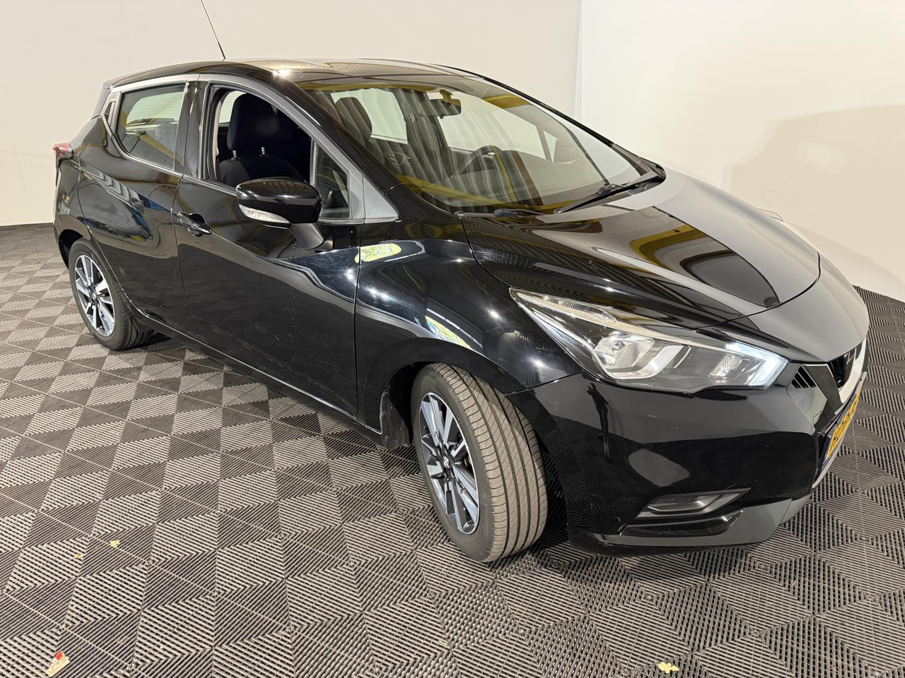 Nissan | Micra | 0.9 IG-T Acenta | 2018 | 158.656 km | HDP06F | Geen oordeel - هاتشباك: صورة 3 Nissan | Micra | 0.9 IG-T Acenta | 2018 | 158.656 km | HDP06F | Geen oordeel - هاتشباك: صورة 3