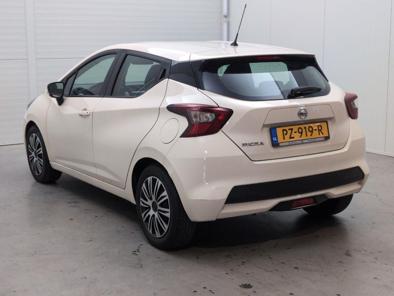 Nissan Micra 1.0L Acenta | 2017 | 157.353 km | PZ919R | NAP: Logisch - هاتشباك: صورة 3 Nissan Micra 1.0L Acenta | 2017 | 157.353 km | PZ919R | NAP: Logisch - هاتشباك: صورة 3
