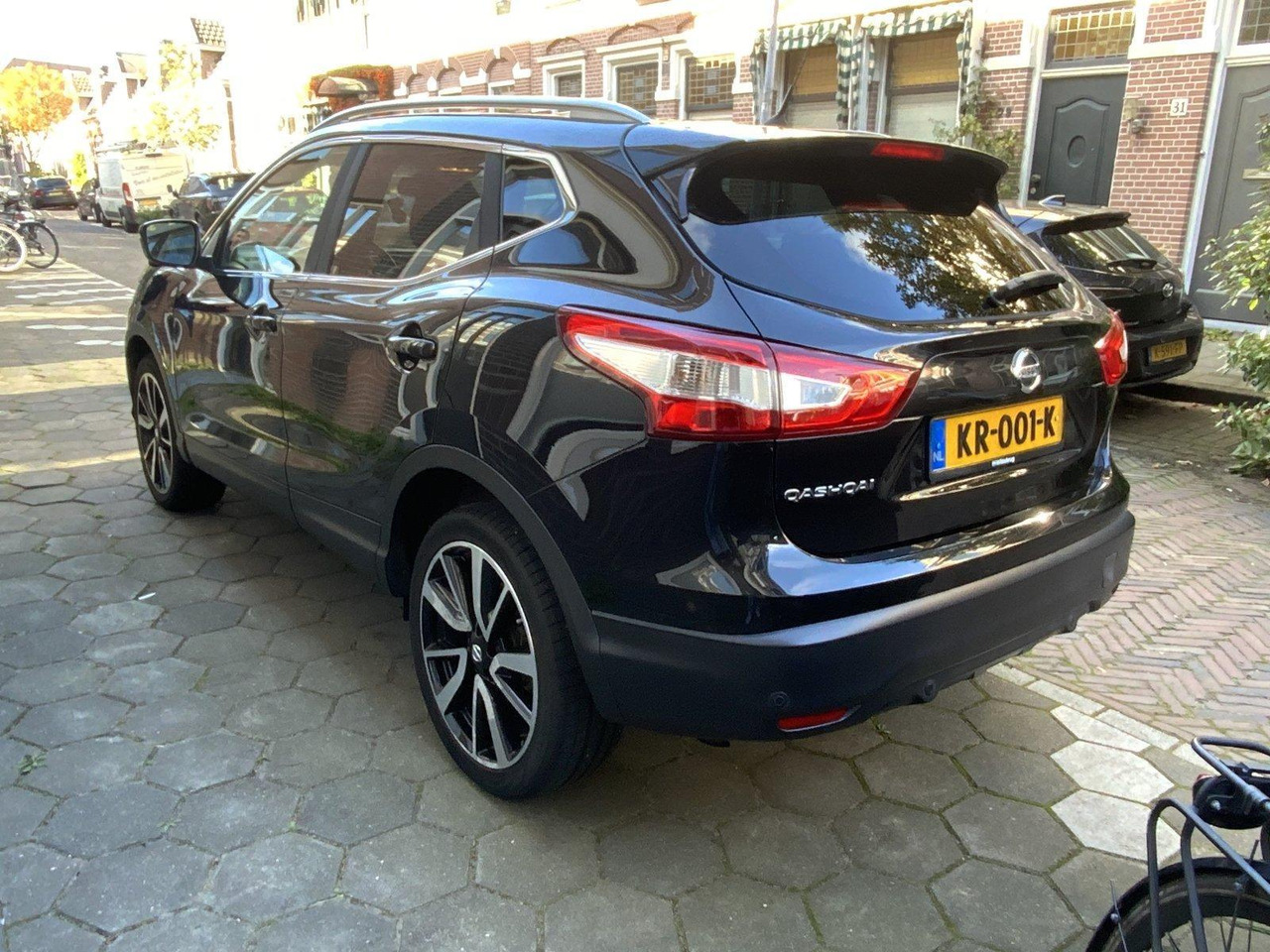 Nissan | Qashqai | 1.2 Tekna | 2016 | 193.328 km | Automaat | KR001K | Logisch - سيارة دفع رباعي: صورة 4 Nissan | Qashqai | 1.2 Tekna | 2016 | 193.328 km | Automaat | KR001K | Logisch - سيارة دفع رباعي: صورة 4