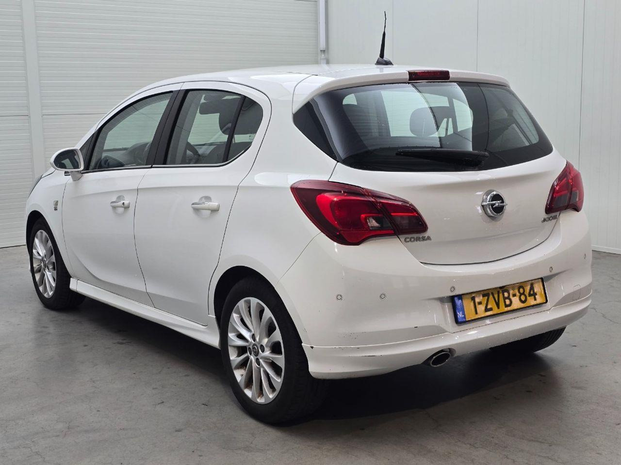 Opel Corsa 1.0 Turbo Cosmo | 2015 | 187.138 km | 1ZVB84 | NAP: Logisch - هاتشباك: صورة 3 Opel Corsa 1.0 Turbo Cosmo | 2015 | 187.138 km | 1ZVB84 | NAP: Logisch - هاتشباك: صورة 3