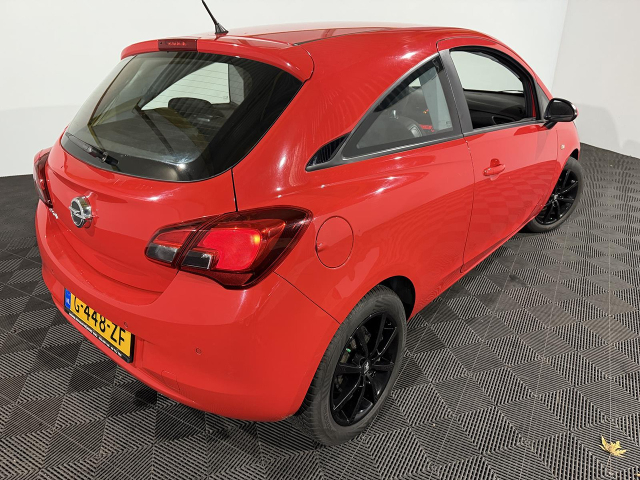 Opel | Corsa | 1.2 EcoFlex Selection | 2015 | 261.558 km | G448ZF | Geen oordeel - هاتشباك: صورة 2 Opel | Corsa | 1.2 EcoFlex Selection | 2015 | 261.558 km | G448ZF | Geen oordeel - هاتشباك: صورة 2