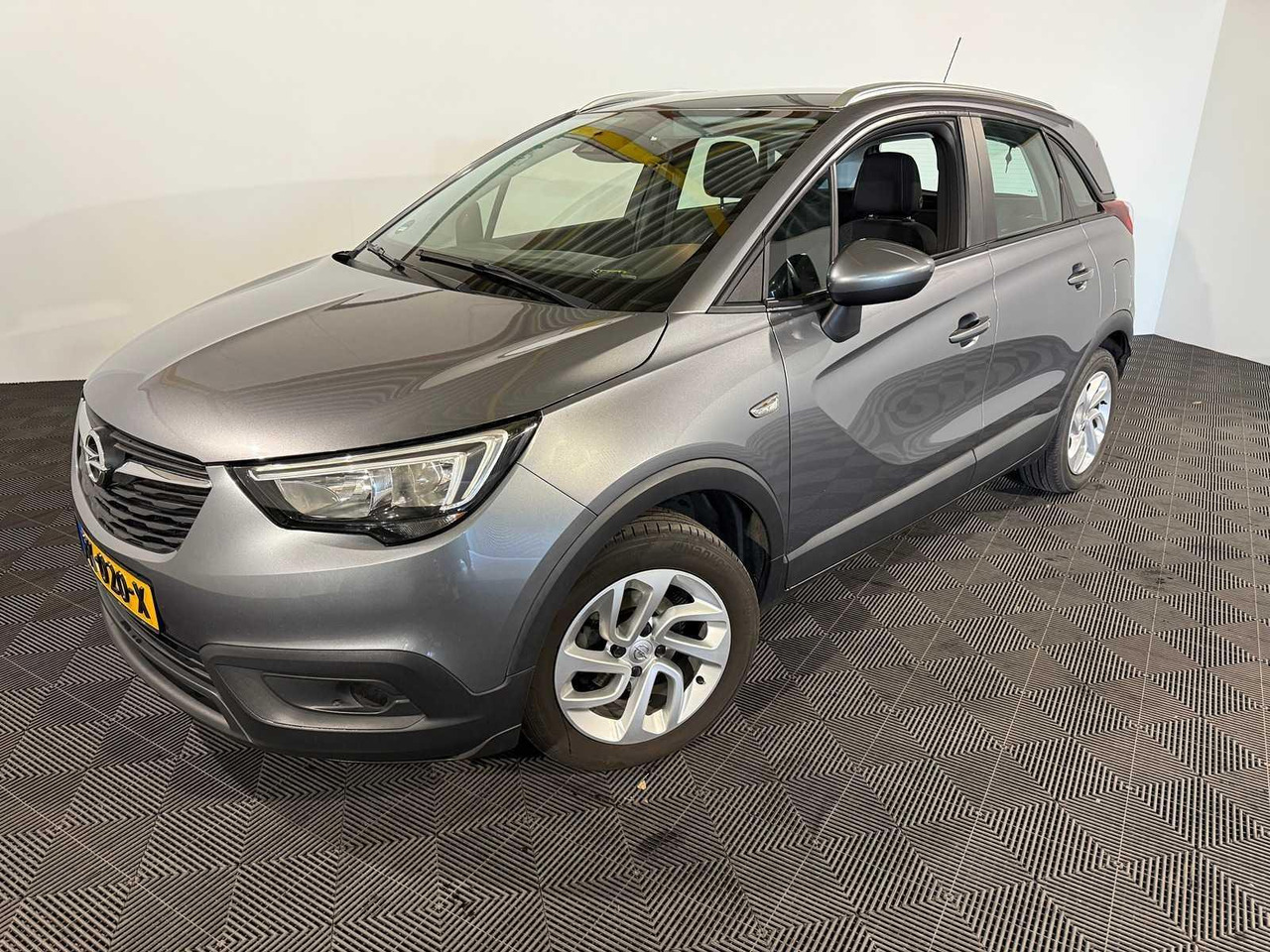 Opel Crossland X 1.2 Innovation | 2017 | 152.826 km | PK-020-X - سيارة دفع رباعي: صورة 1 Opel Crossland X 1.2 Innovation | 2017 | 152.826 km | PK-020-X - سيارة دفع رباعي: صورة 1