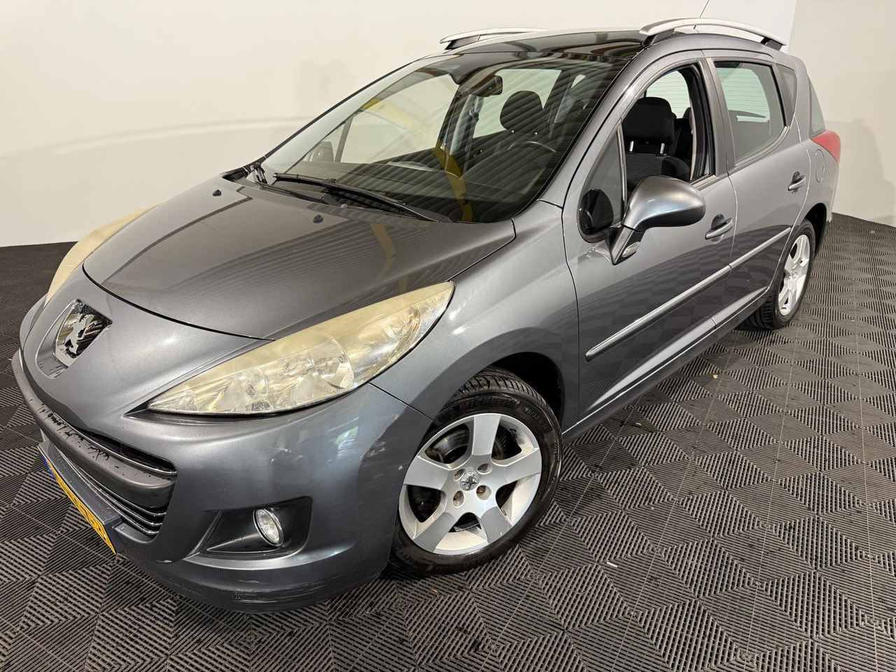 Peugeot | 207 SW | 1.6 VTi XS | 2010 | 167.306 km | 29NGZ3 | Logisch - سيارة: صورة 1 Peugeot | 207 SW | 1.6 VTi XS | 2010 | 167.306 km | 29NGZ3 | Logisch - سيارة: صورة 1