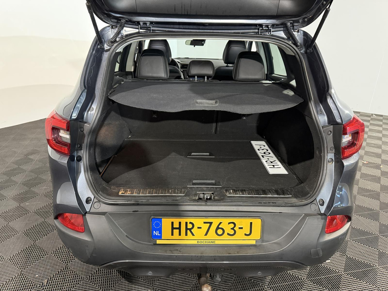 Renault | Kadjar | 1.2 TCe Intens | 2015 | 187.621 km | HR763J | Logisch - سيارة دفع رباعي: صورة 2 Renault | Kadjar | 1.2 TCe Intens | 2015 | 187.621 km | HR763J | Logisch - سيارة دفع رباعي: صورة 2