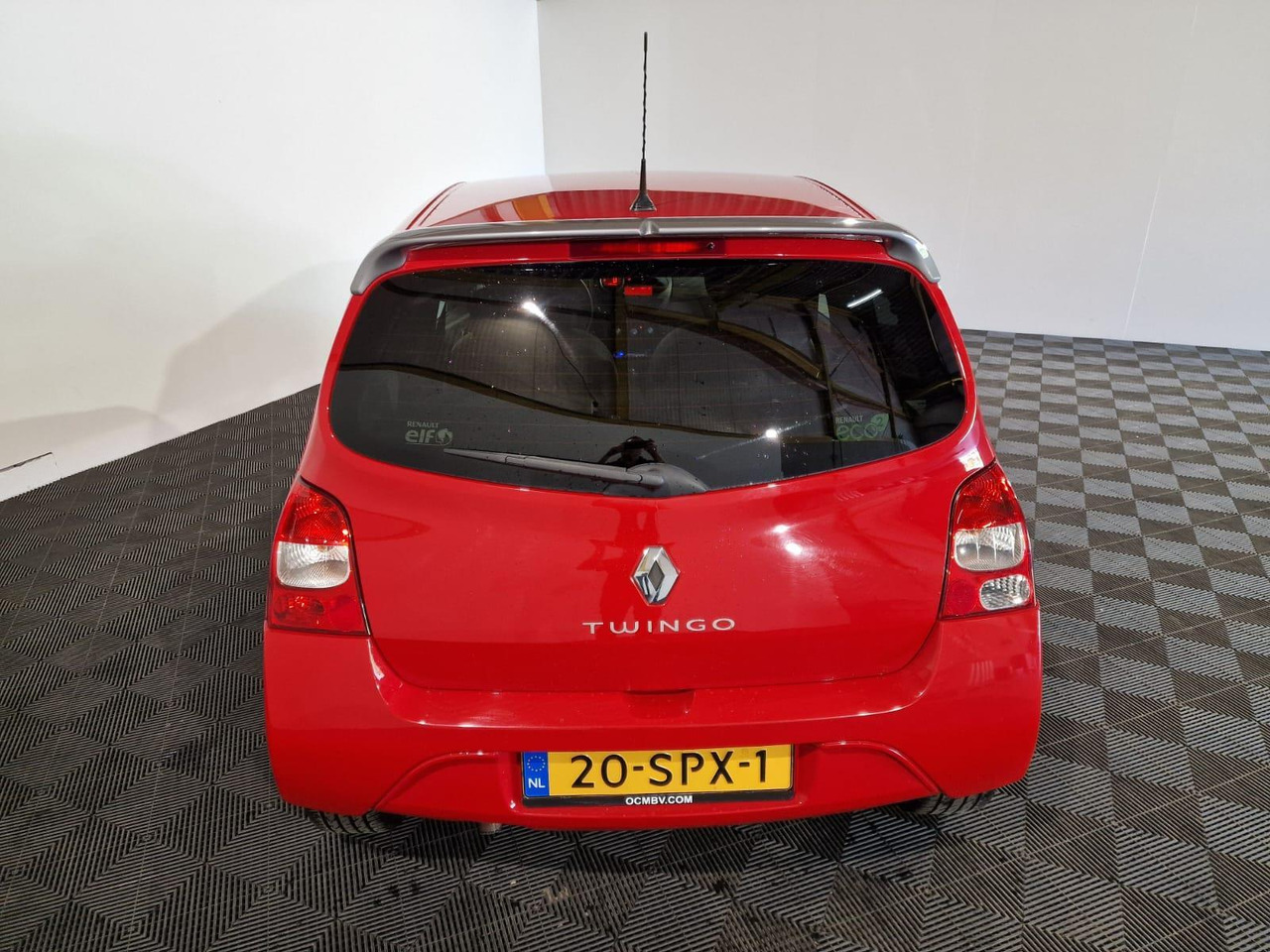 Renault Twingo 1.2-16V Collection 2011 149.179 km 20-SPX-1 - هاتشباك: صورة 2 Renault Twingo 1.2-16V Collection 2011 149.179 km 20-SPX-1 - هاتشباك: صورة 2